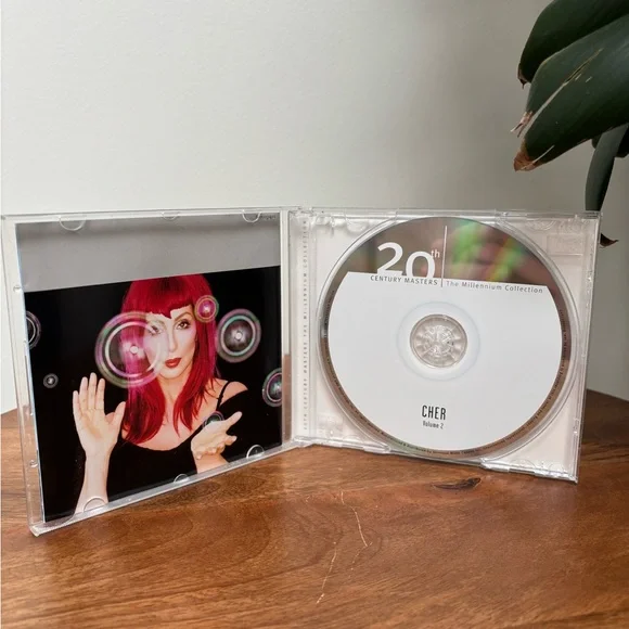 Cher CD Collection - Picture 9 of 10